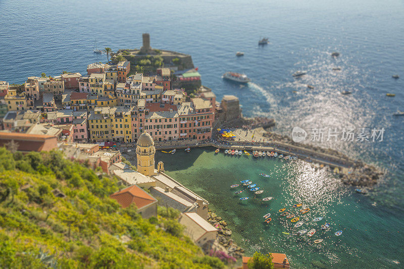 Vernazza aerial view，五个地球，意大利